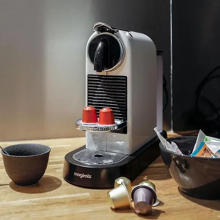 Saint-roch - Spacious, Fully Equipped & Park View דירה