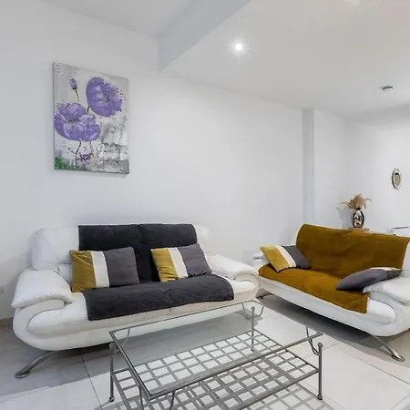アパート Saint-roch - Spacious, Fully Equipped & Park View