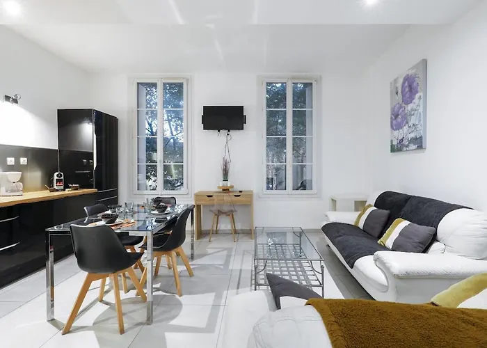 Saint-roch - Spacious, Fully Equipped & Park View *